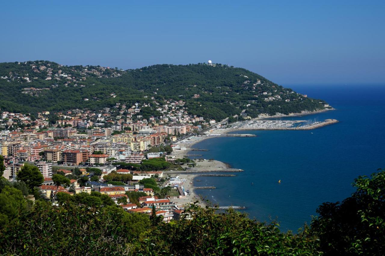 Muri Vecchi Marina dʼMarina dʼAndora Exterior foto